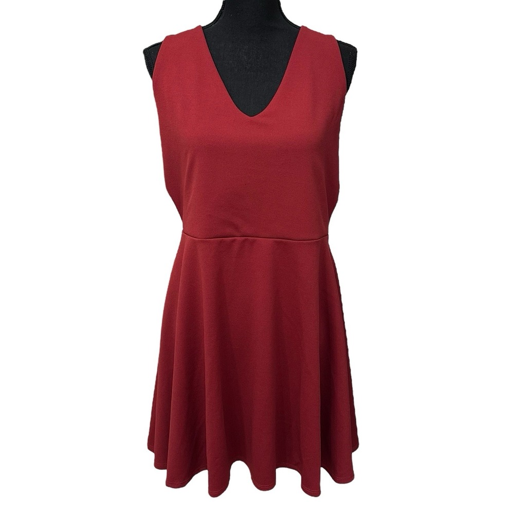 Bebe Size 2XL Burnt Orange‎ Sleeveless V-neck Fit &Flare Dress Backless